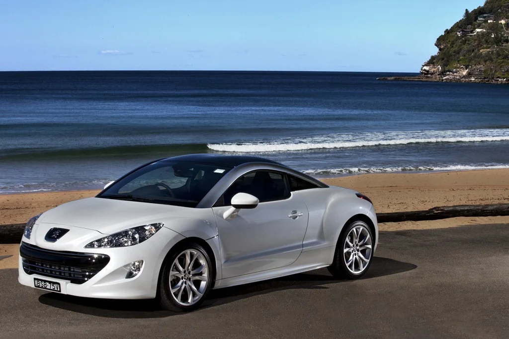 rcz-pearl-white-three-qtr-front-2.webp