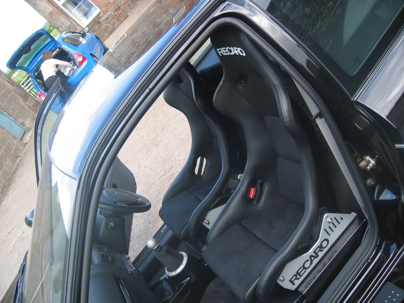 recaros7.jpg
