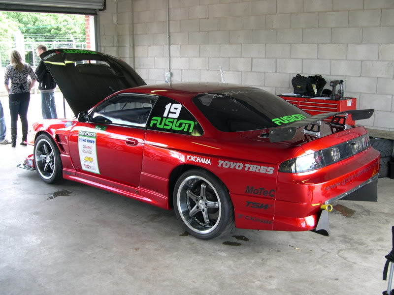 RedNissan.jpg RedNissan.jpg