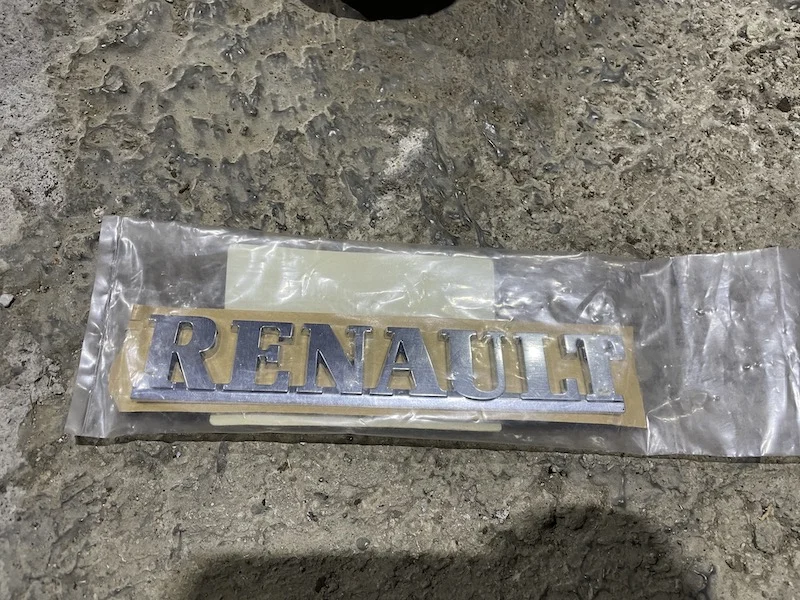 Renault Badge.webp