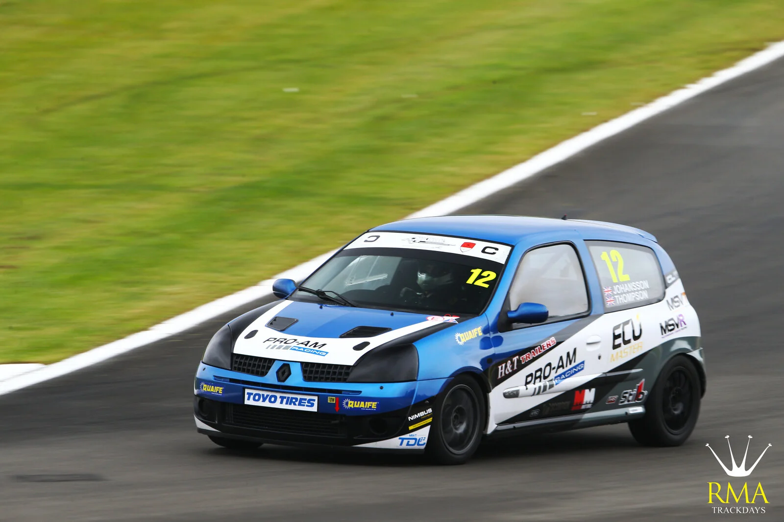 Renault Blue Clio-01.webp