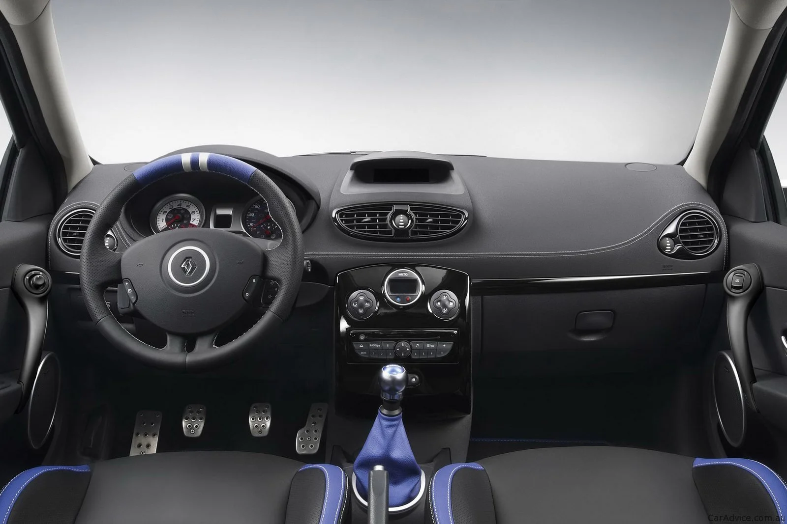 Renault-Clio-Gordini-RS-200-3.webp