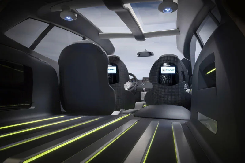 Renault-Clio-Grand-Tour-Concept-interior-3-lg.webp