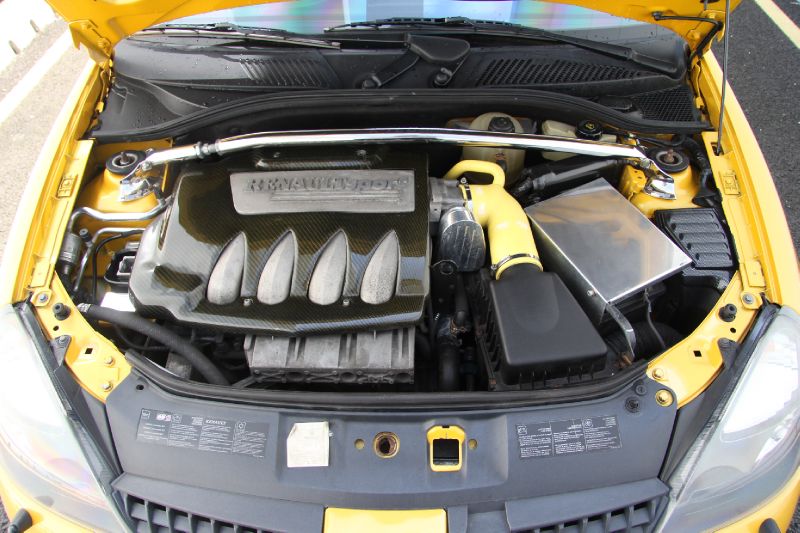 renault-clio-hatchback-petrol_6146494.jpg