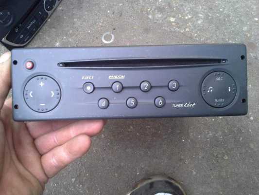 renault-clio-ii-kango-trafic-radio-tuner-list-1358359.jpg
