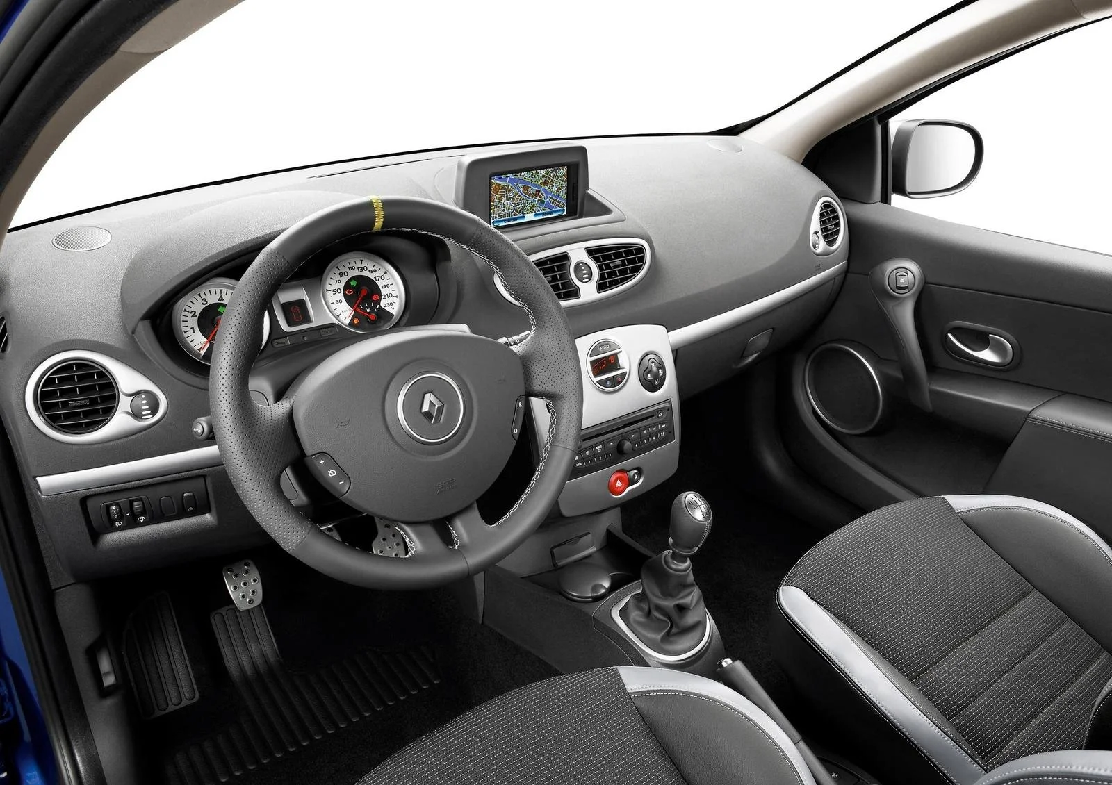 renault-clio-iii-2_1600x0w.webp