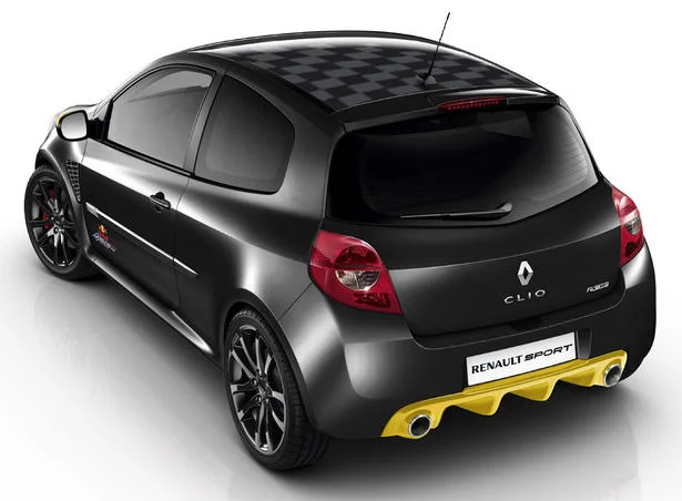 Renault-Clio-RS-Red-Bull-Racing-RB7-2.webp