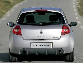 renault-clio-sport-06-6.webp