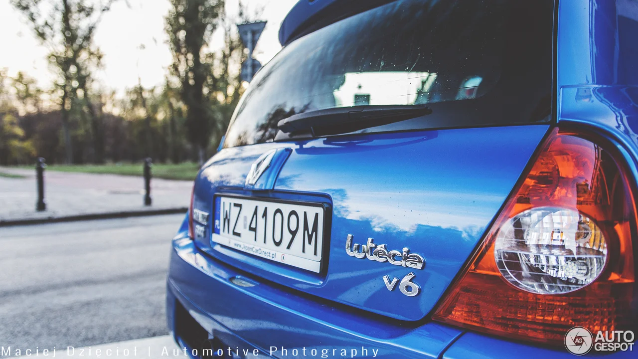 renault-clio-v6-phase-ii-c544208112016183733_4.webp