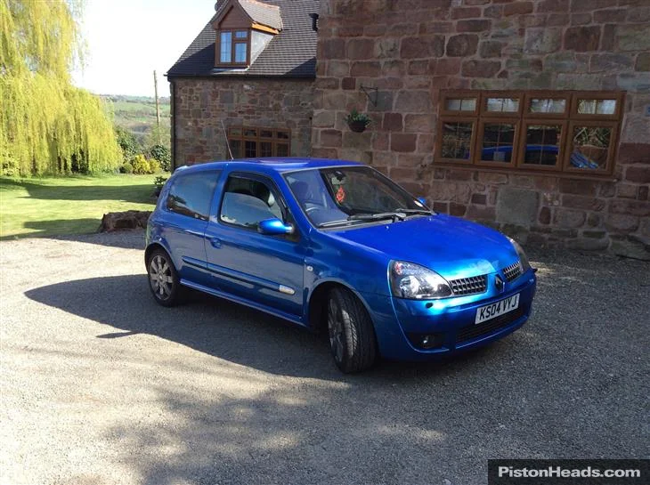 renault-renaultsport-clio-renaultsport-182-16v-S1517685-4.webp