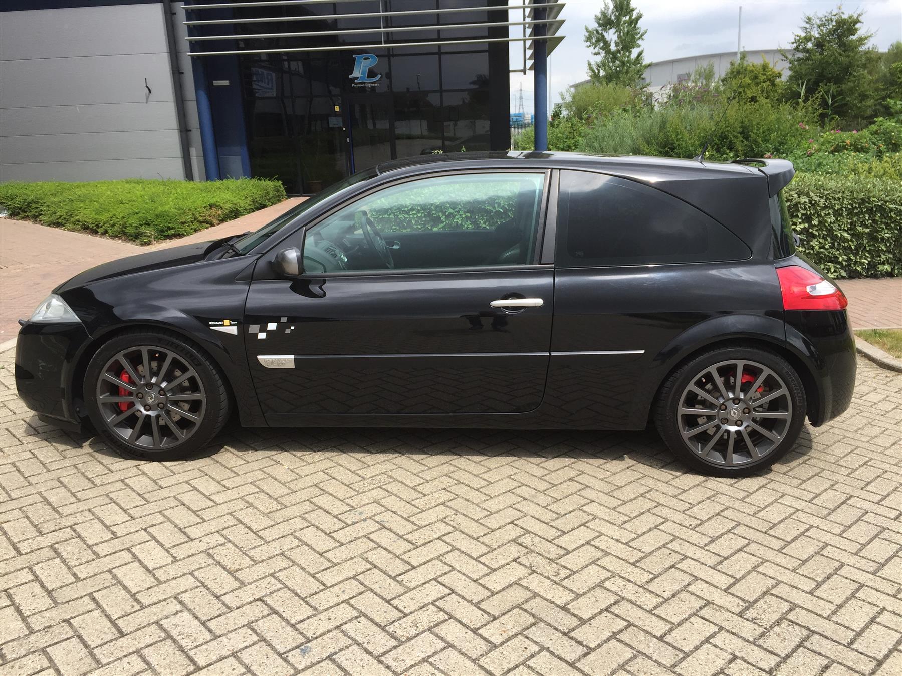 renault-renaultsport-megane-renaultsport-f1team-r26-S3004524-5.jpg renault-renaultsport-megane-renaultsport-f1team-r26-S3004524-5.jpg