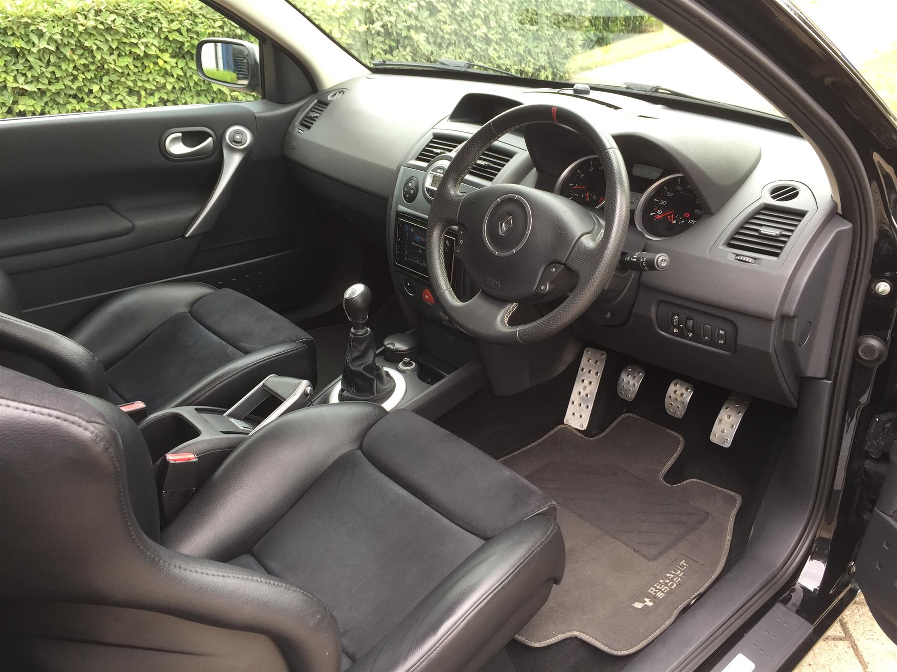 renault-renaultsport-megane-renaultsport-f1team-r26-S3004524-8.jpg renault-renaultsport-megane-renaultsport-f1team-r26-S3004524-8.jpg