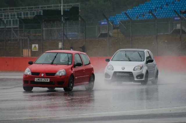 renault-silverstone-2011-065.webp