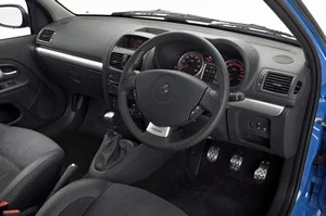 renault-sport-clio-182-2.webp