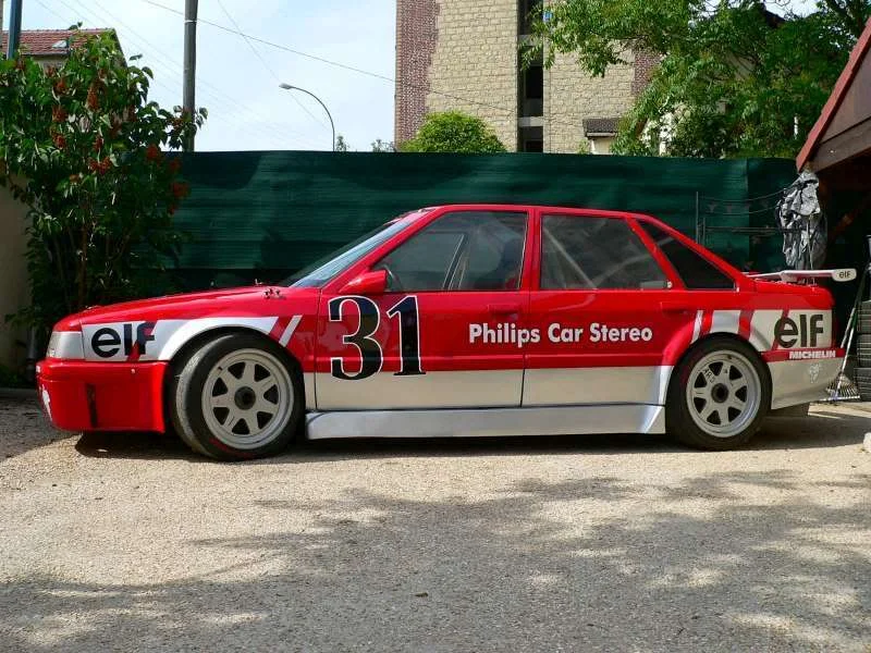 renault2111.webp