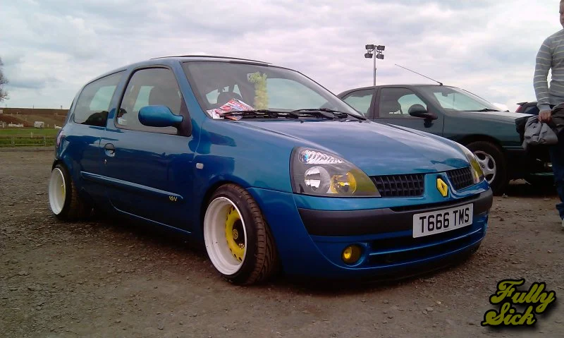 renault3.webp