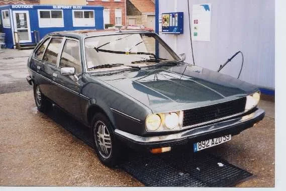renault30.webp
