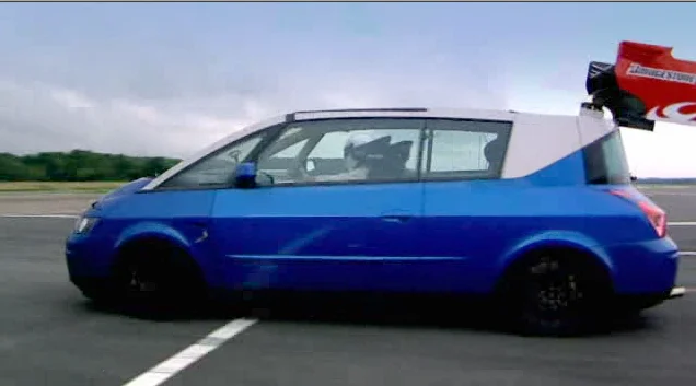 Renault_Avantime_03.webp