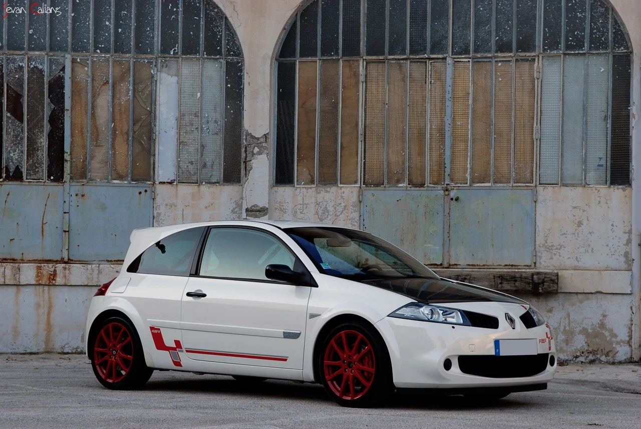 renault_megane_r26_r.webp