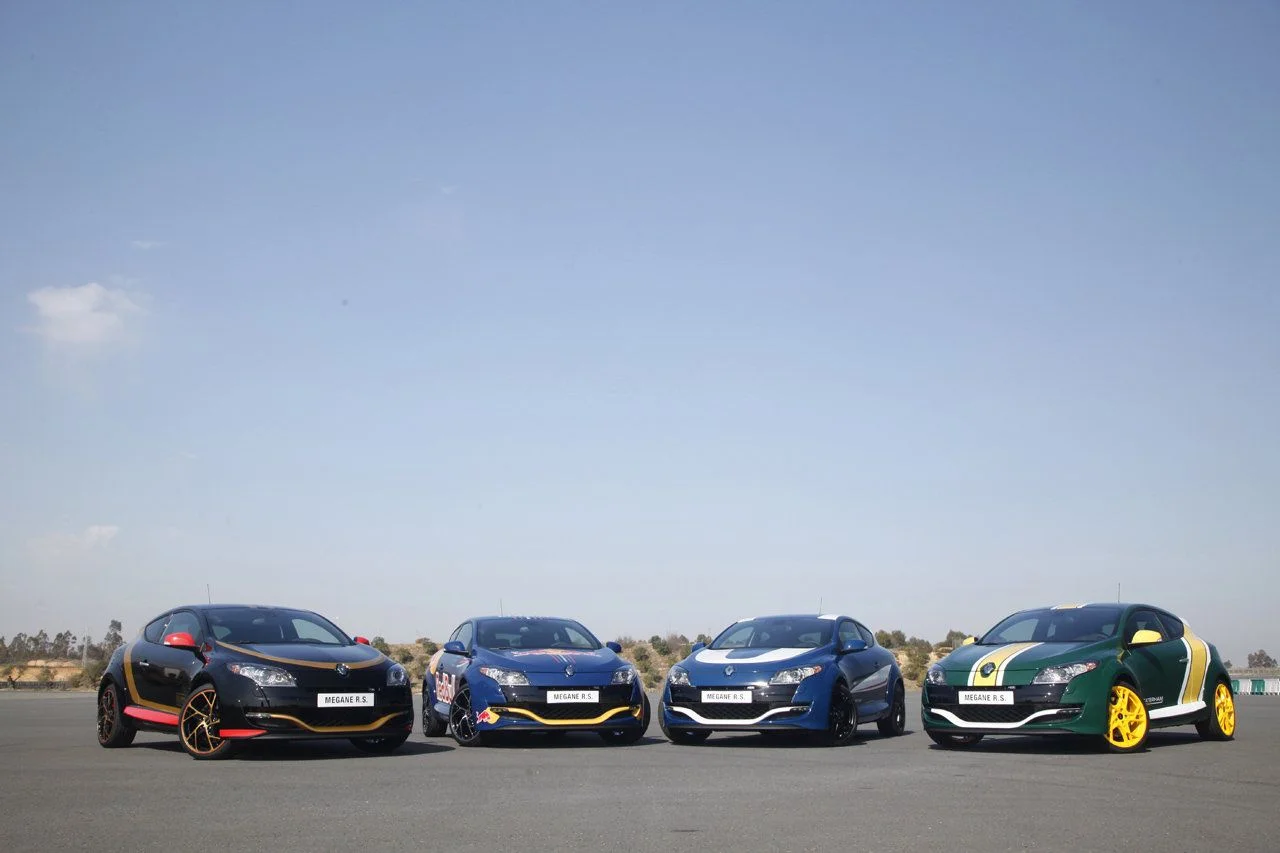 Renault_Megane_RS_F1_Edition_01.webp