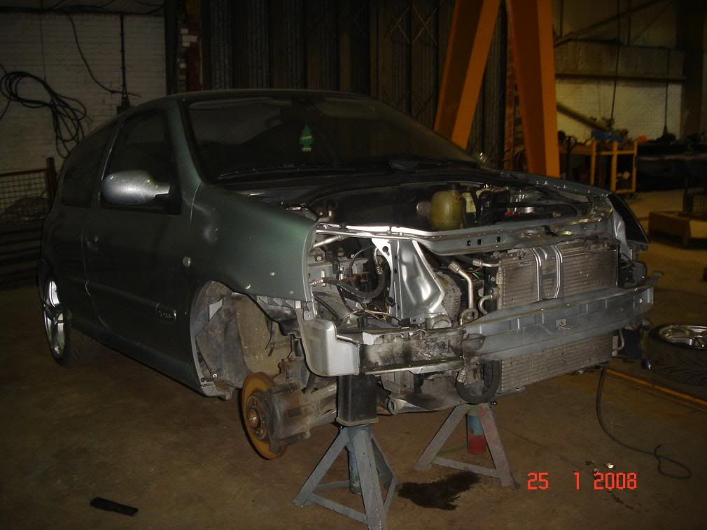 RenaultClio172-Enginereplacement8.jpg