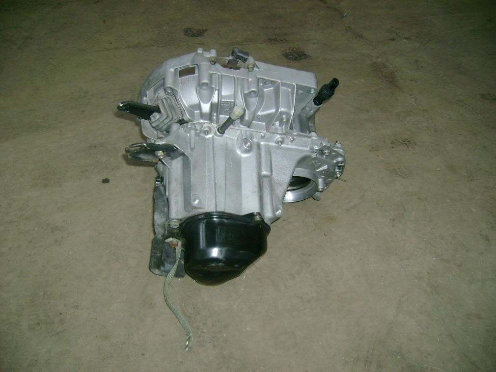RenaultClio172-Recontionedgearbox3.jpg
