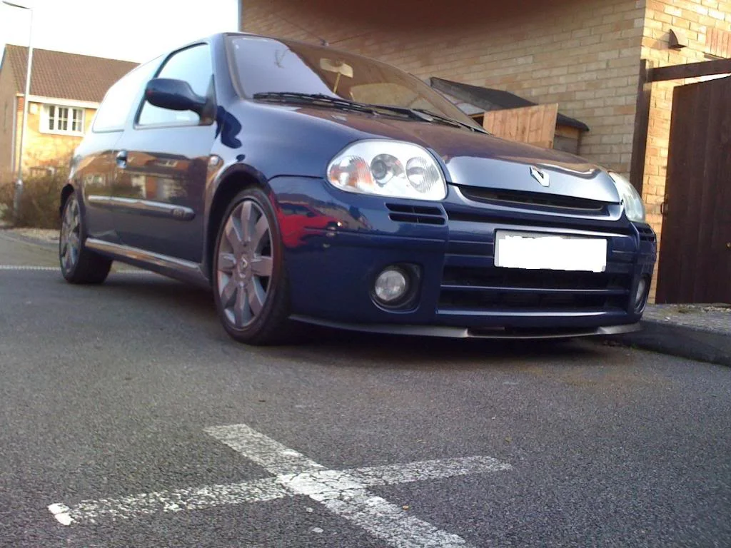 RenaultClio172001.webp