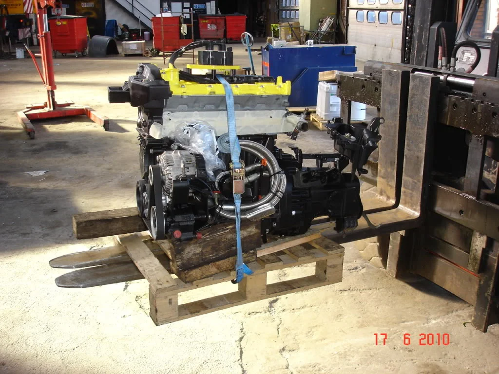 RenaultClio17217-06-10-EngineGea-1.webp