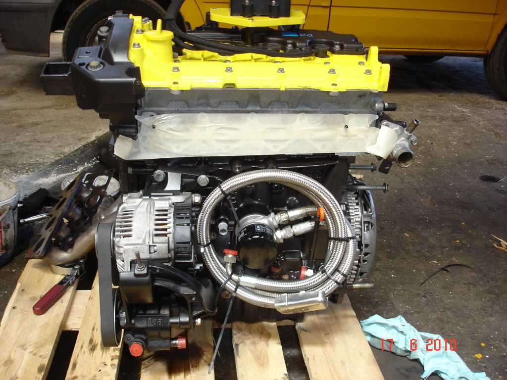 RenaultClio17217-06-10-EngineGearbo.jpg