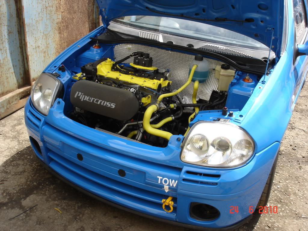 RenaultClio17224-06-10-Engine7.jpg RenaultClio17224-06-10-Engine7.jpg