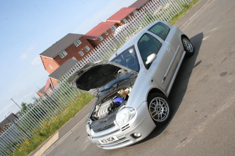 RenaultClio172Ph12.jpg RenaultClio172Ph12.jpg