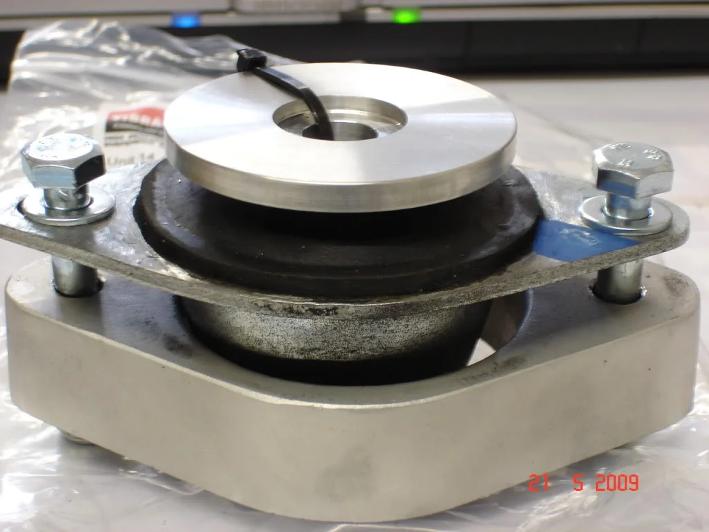 RenaultClioPH1-Enginemountings21-2.webp
