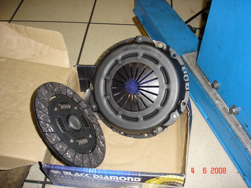 RenaultClioph1172-Newclutch2.jpg RenaultClioph1172-Newclutch2.jpg