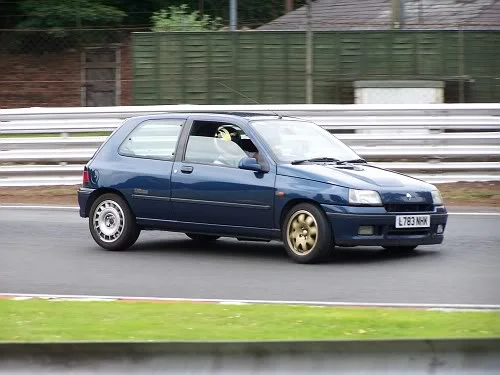 RenaultsportOultonPark146-vi.webp