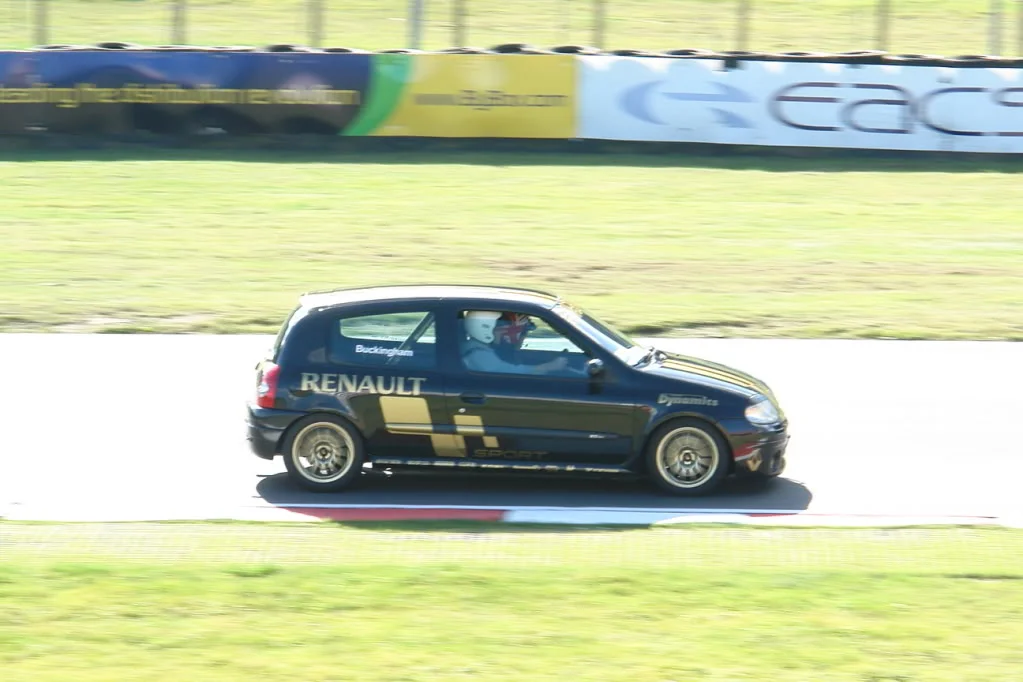 RenaultSportTrackdayBrandsHatchOct12012.webp