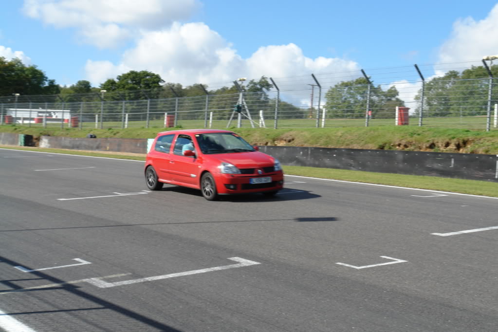 RenaultSportTrackdayBrandsHatchOct12056.jpg