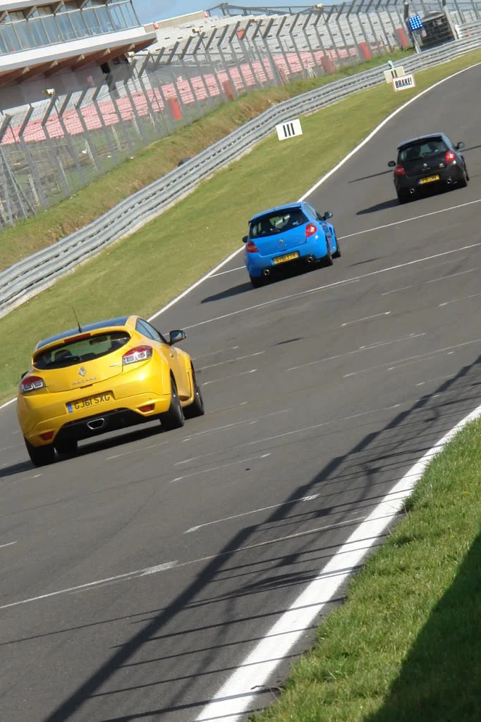 RenaultSportTrackdayBrandsHatchOct12061.webp