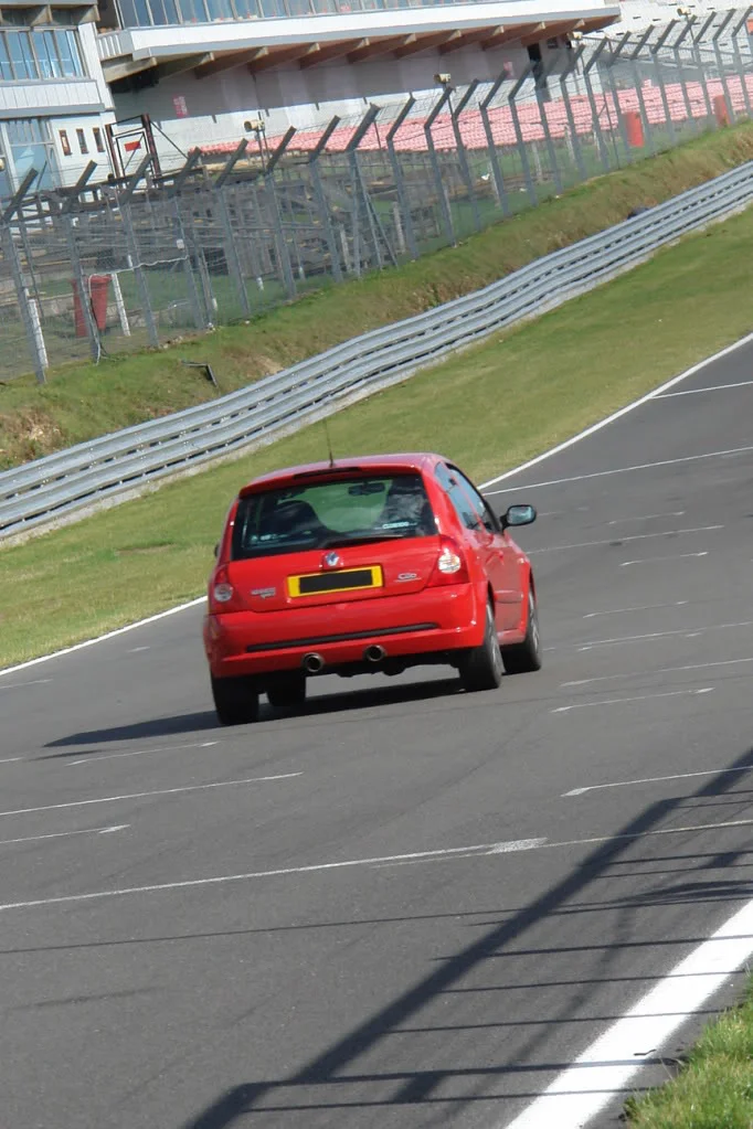 RenaultSportTrackdayBrandsHatchOct12062.webp