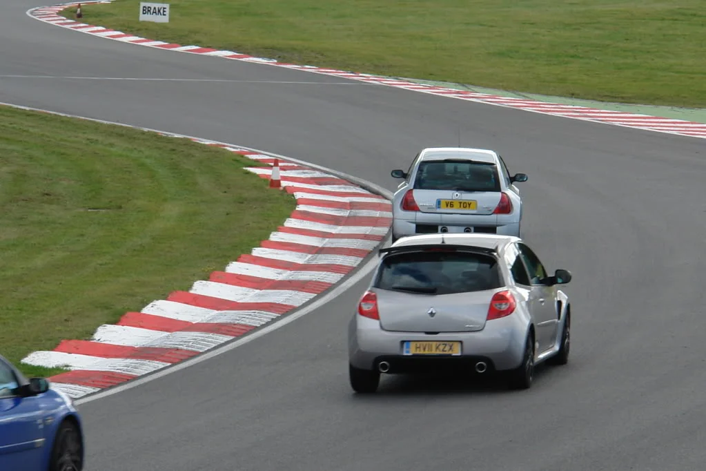 RenaultSportTrackdayBrandsHatchOct12085.webp