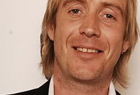 rhys_ifans05_200.jpg