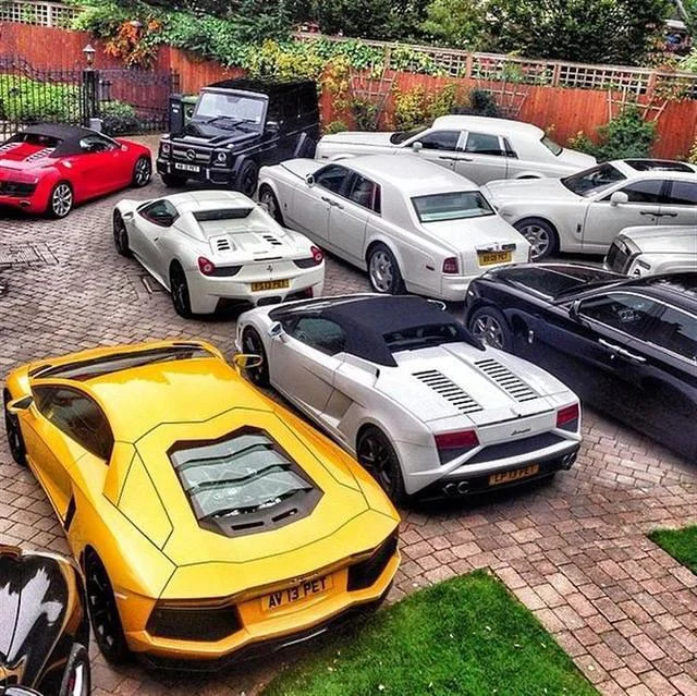 Rich%20Kid%20of%20Instagram%20Aleem%20Iqbal%20Car%20Collection%20%2822%29.webp