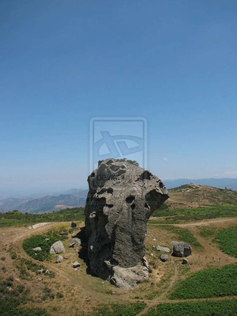 Rock_by_iansalter91.webp