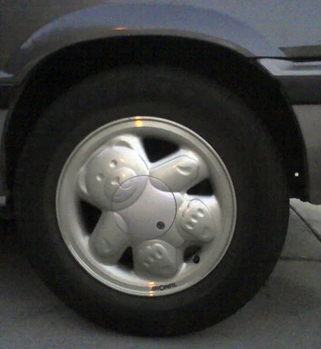 ronal_teddy_bear_wheel.webp