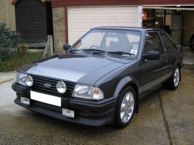 RS1600i_Front.webp