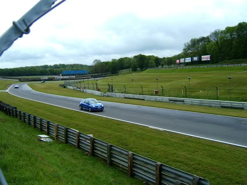 rstrackday14thmaybrandshatch019Medi.webp