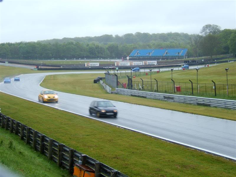 rstrackday14thmaybrandshatch026Medi.jpg