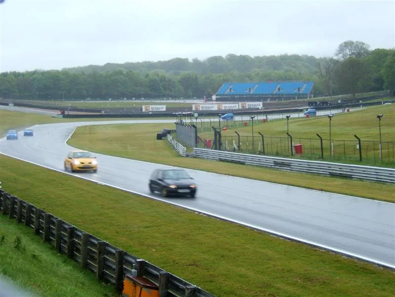rstrackday14thmaybrandshatch026Medi.webp