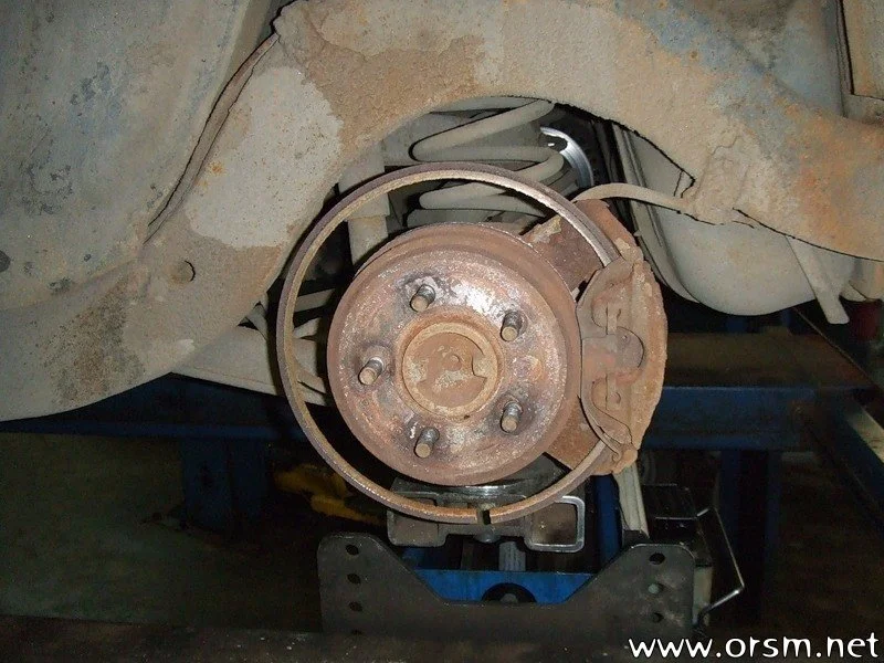 rusted_brake_discs_03.webp