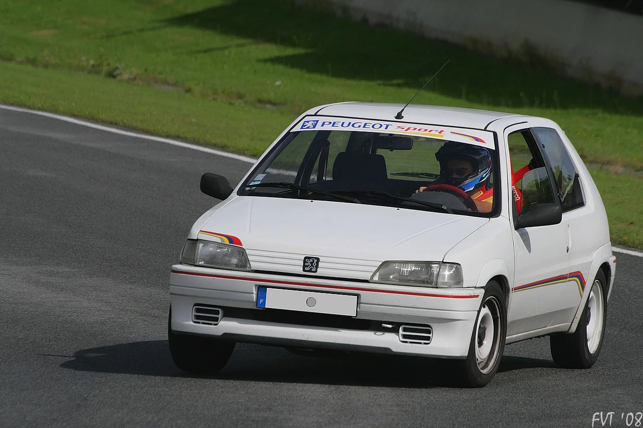 S0-Photos-du-jour-Peugeot-106-Rallye-1-113158.webp