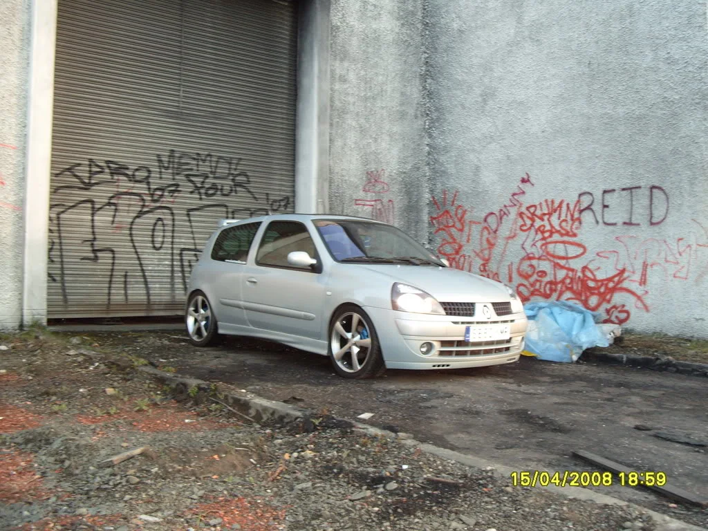 S1050084.webp